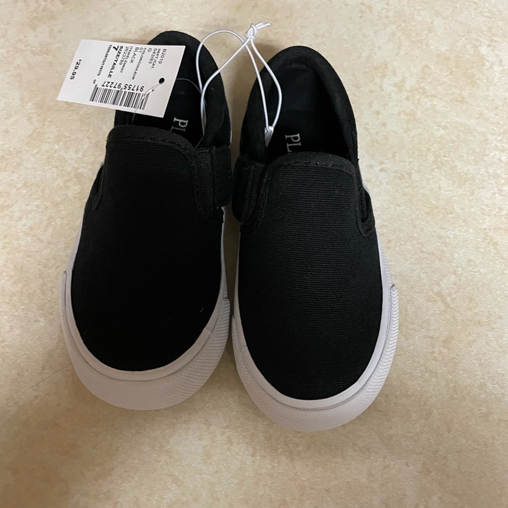 Carter’s 7C Toddler Slip Ons